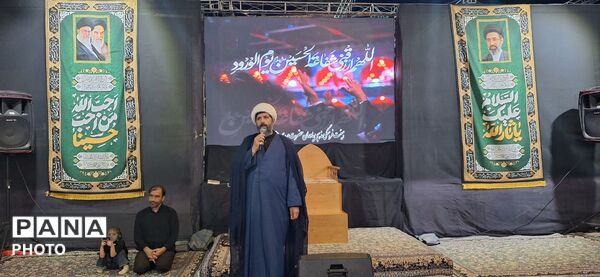 برپایی هیئت دانش آموزی در تجمعات شبانه مردم ولایتمدار طبس