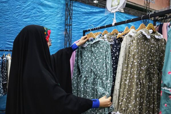 افتتاح نمایشگاه «به وقت رفاقت» در بجنورد 