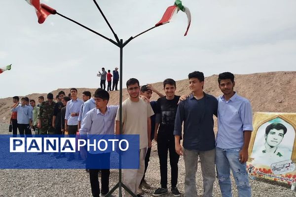 حضور دانش آموزان ناحیه دو شهرری در اردوی میدان تیر شهید جانبزرگی 