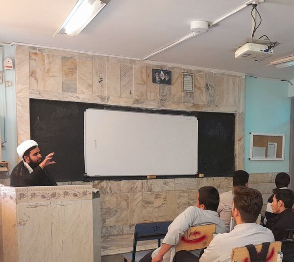 آوای مقاومت و همدلی 