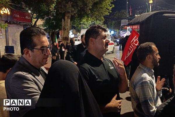 محفل انس با قرآن دانش‌آموزی در بزرگداشت مقام رهبر شهید در بجنورد