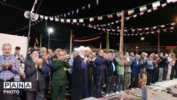 همراهی کودکان جعفرآباد تا آستان شهدای گمنام در شب هشتاد و یکم