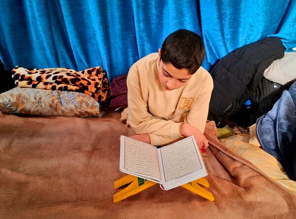 برگزاری مراسم اعتکاف پدر پسری در مسجد جامع آشخانه