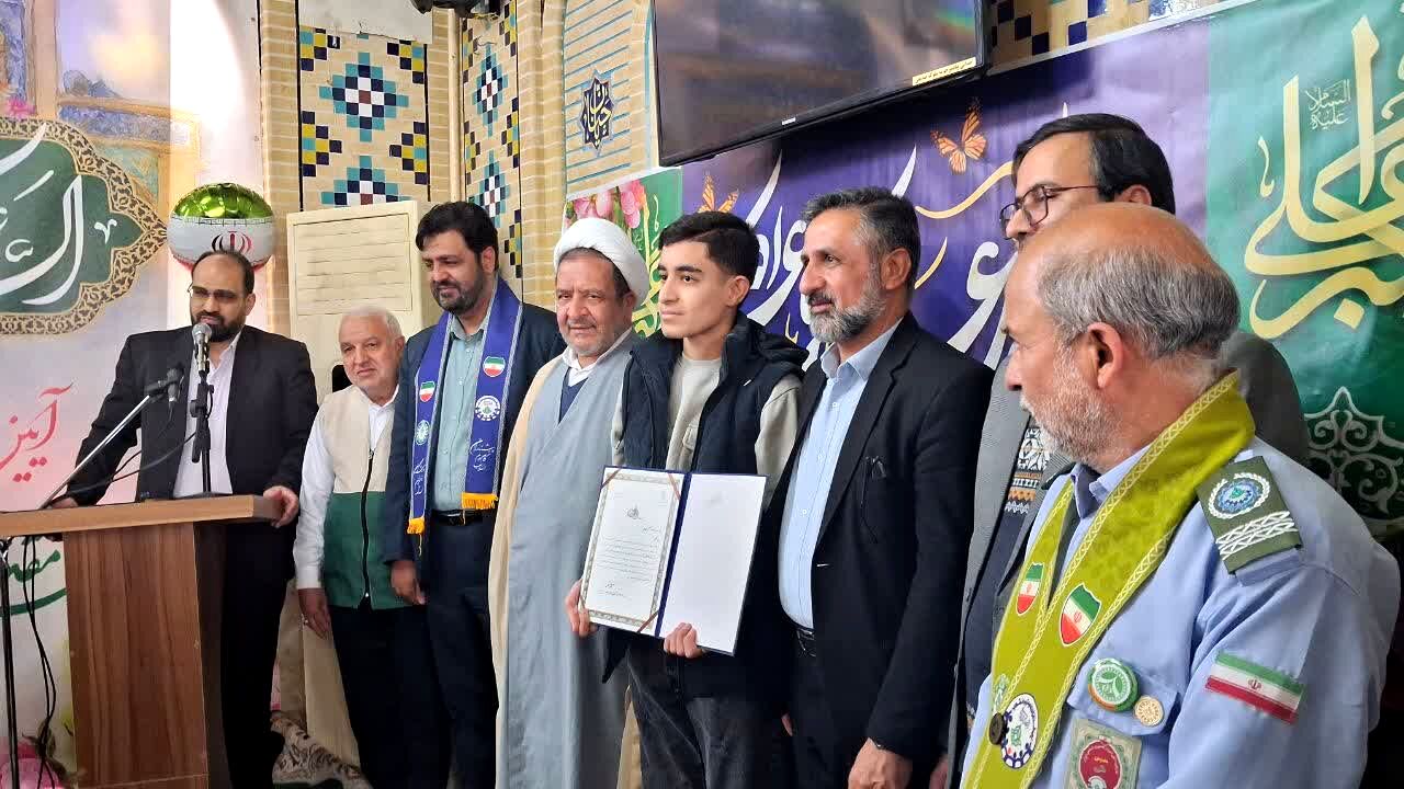 تجلیل از پسران نخبه پیشتاز در مراسمی باشکوه به مناسبت میلاد حضرت علی اکبر (ع) 