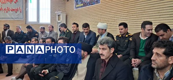 نواختن زنگ زورخانه ای و پهلوانی در شهرستان سلسله 