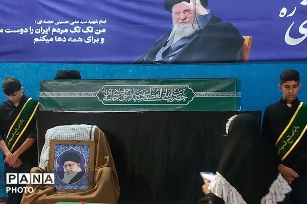 هم‌نوایی با تهران؛ آیین وداع آباده‌ای‌ها با رهبر شهید