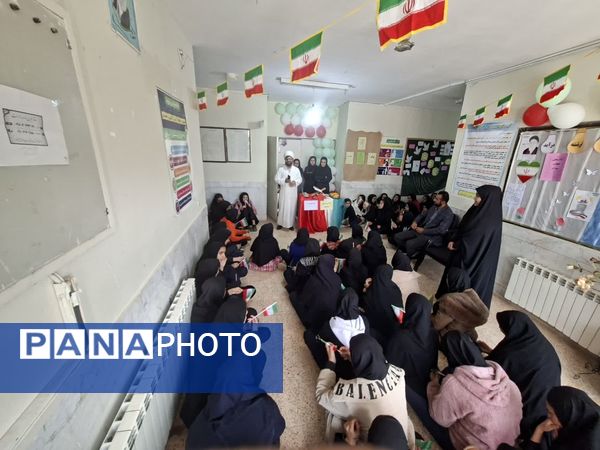 جشن دهه فجر و نیمه شعبان در دبیرستان سبحان و مائده شلیل