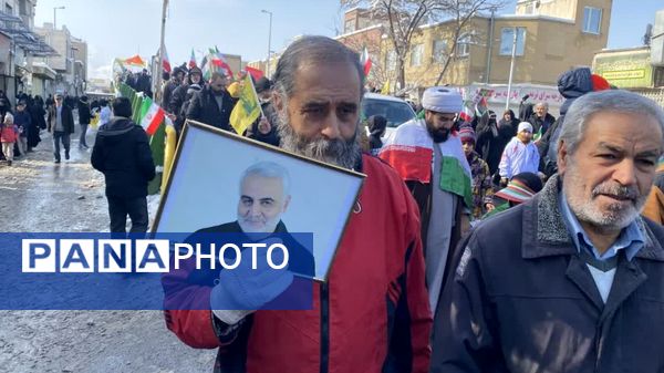 حماسه حضور مردم اراک در راهپیمایی، گامی بلند به سوی ظهور