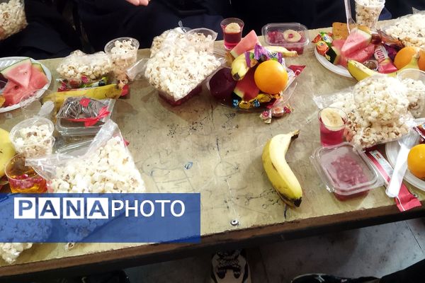 برگزاری مراسم جشن یلدا در مدرسه مهرآیین و مدرسه مریم بهارستان۲