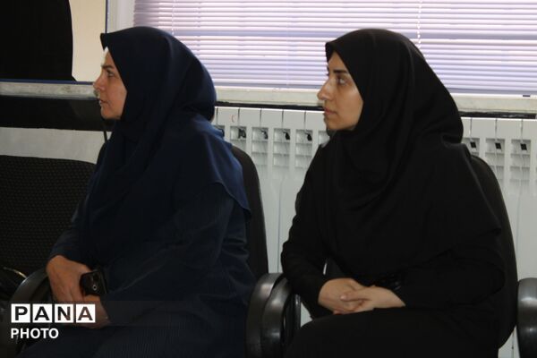 کارگاه هویت‌یابی دانش‌آموزان در مدارس سملقان