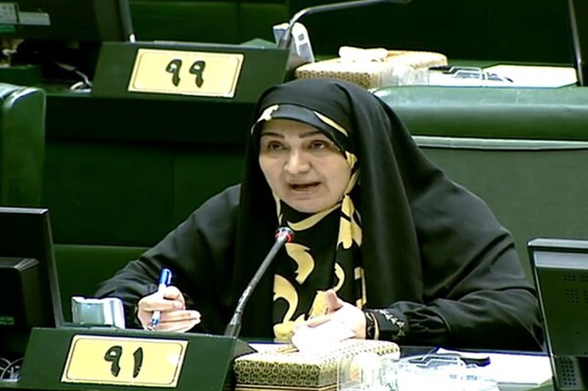  از سال ۹۲ تا سال ۹۵ بیش از ۱۱۱۶ تن خاک سرخ از جزیره هرمز برداشت شده است