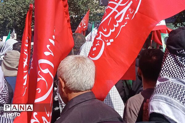 خروش ملت شکست‌ناپذیر در بدرقه رهبر شهید