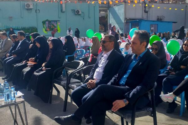 جشن شکوفه‌ها در آستانه سال تحصیلی جدید در مدارس ملارد برگزار شد
