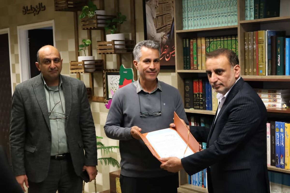 محمد مؤمنی سرپرست اداره ساماندهی دوره های سواد آموزی آموزش و پرورش فارس شد
