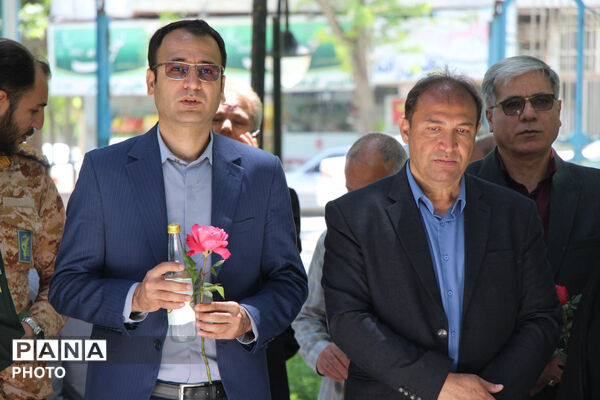 آیین غبارروبی مزار شهدای گمنام