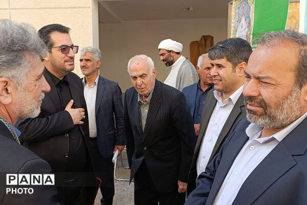 آیین زنگ سپاس معلم در هنرستان نور هل اتی حصار گرمخان