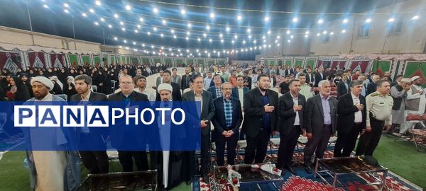 مراسم تجلیل از معلمان نمونه در شهرستان صالح آباد 