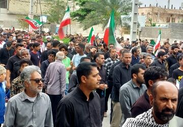 حماسه حضور مردم و تشییع باشکوه شهید پاسدار ابوالفضل اکبری