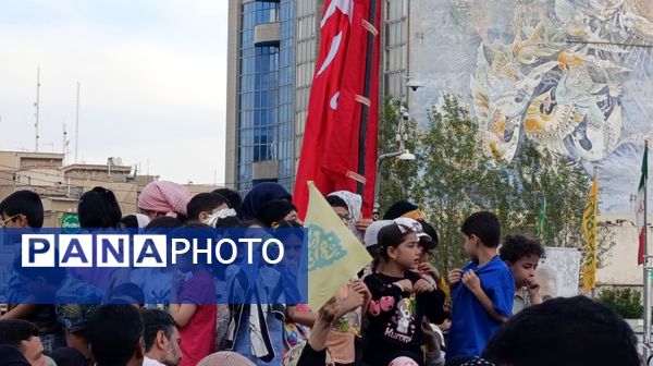 جشن بزرگ امام رضایی‌ها در پایتخت
