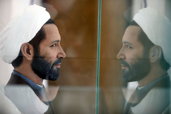 رونمایی از سردیس شهیدان رجایی و باهنر در دفتر وزیر آموزش و پرورش