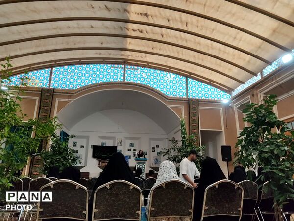 آغاز به کار انجمن تخصصی شعر و ادب دانش آموزی یزد