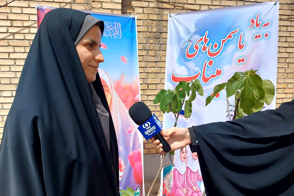 کاشت نهال، نمادی از امید، رشد و جاودانگی جامعه است
