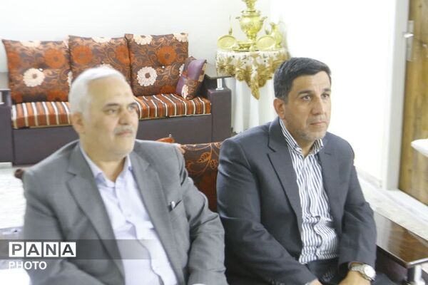حضور مسئولان ارشد در مزار شهید گمنام فیروزکوه؛ تجلیل از مقام شامخ شهدا