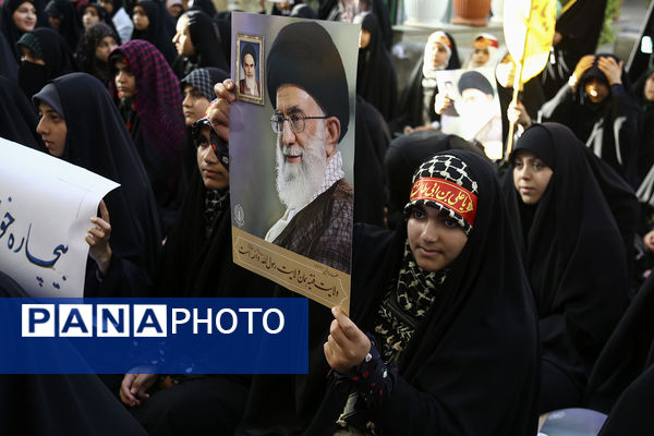 اجتماع ضد صهیونیستی نوجوانان فاطمی در حرم حضرت معصومه(س)