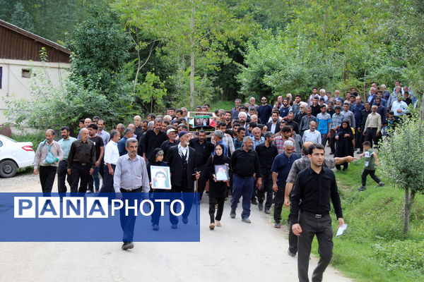 تشییع پیکر مادر شهید حسینعلی جعفری