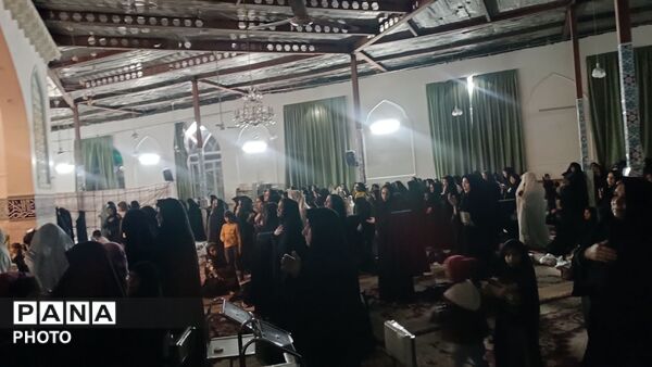 مراسم شب قدر در امامزاده سید محمد (ع) کاشمر 