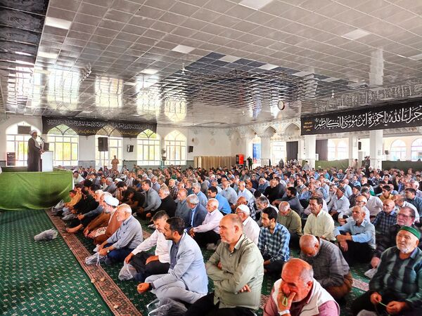 نماز جمعه ای متفاوت با بوی خون خبرنگاران شهید
