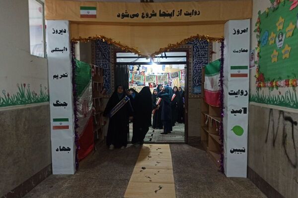 شکوفایی خلاقیت و آرمان‌ها در «مدرسه انقلاب» دبیرستان عفاف شهرقدس
