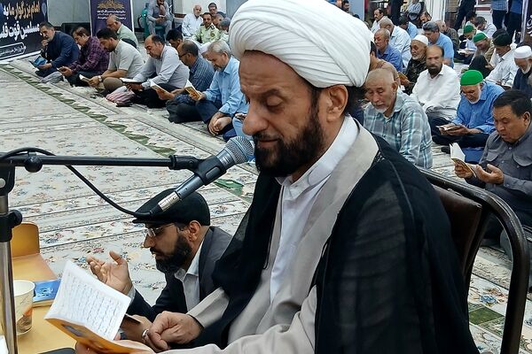 برگزاری مراسم پرفیض دعای عرفه در مصلی باقرشهر 