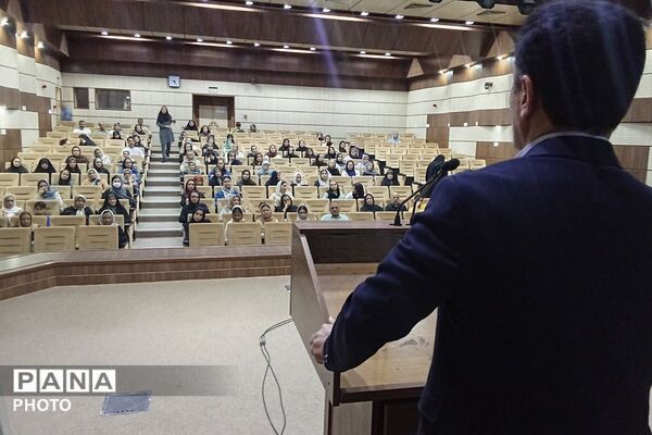  نخستین همایش پیشگیری از آسیب‌های اجتماعی ویژه اولیای دانش‌آموزان در قدس