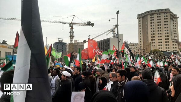 خروش مردمان مشهدی در راهپیمایی حماسی روز قدس 