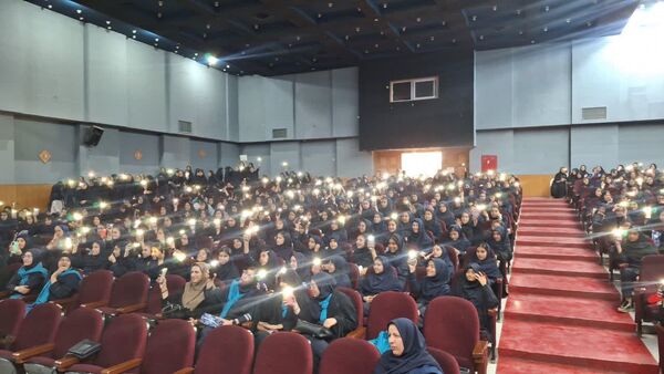 برگزاری جشن ستارگان دبیرستان دخترانه هیات امنایی نیایش