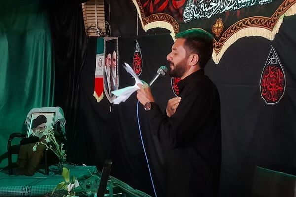 حضور پرشور مردم درگزین در مراسم گرامیداشت رهبر شهید