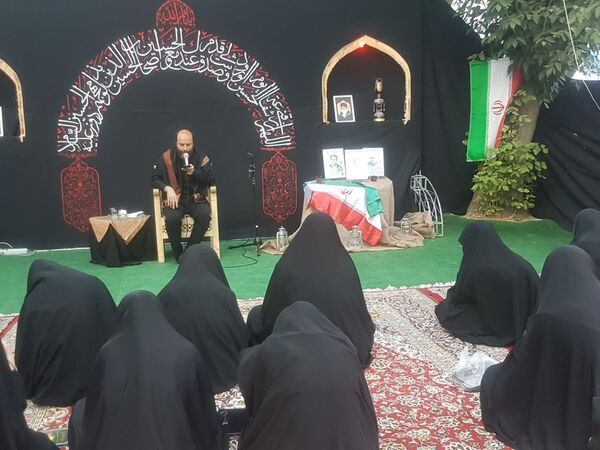 مراسم عزاداری سیدالشهدا دردبیرستان دخترانه امام حسین (ع)