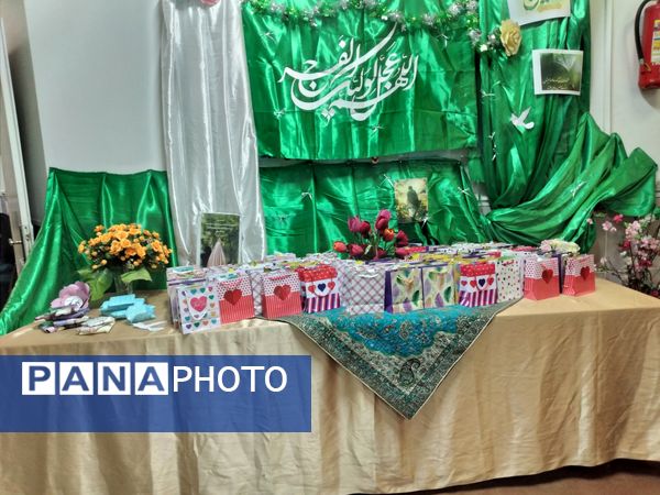 جشن نیمه‌شعبان در دبیرستان شاهد ارض اقدس ناحیه۳ مشهد