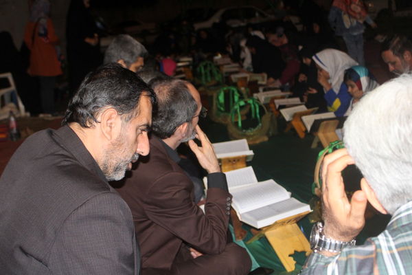 ضیافت افطاری به میزبانی دبستان امید انقلاب ( شاهد دختران ) در پارک صدف بوشهر 