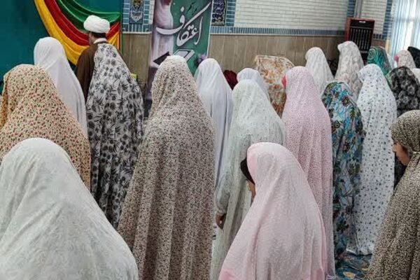 اعتکاف دختران آسمان با محوریت بصیرت نوجوان و حاج قاسم سلیمانی در باقرشهر 