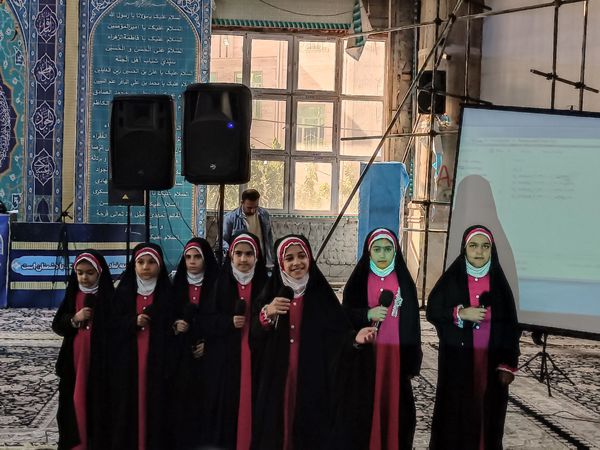 اجتماع بانوان مقاومت و تجلیل از همسران جانبازان در مصلی نماز جمعه شهرستان قدس