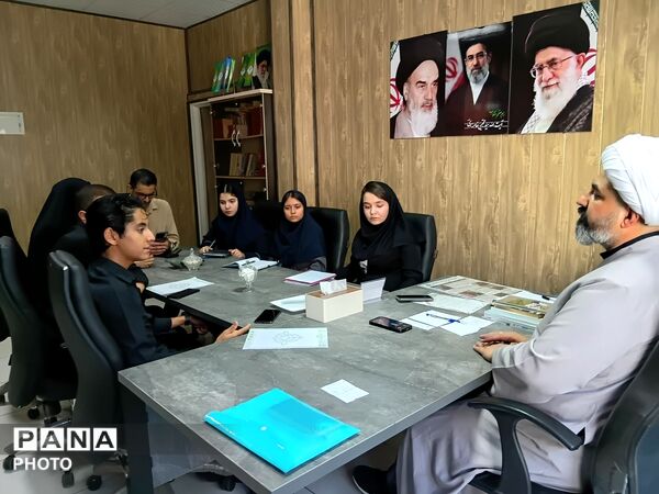 نشست شورای دانش‌آموزی  استان البرز