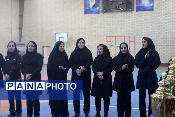 مسابقات تنیس روی میز فرهنگیان یادواره شهدای تربیت‌بدنی در سالن آزادگان استان بوشهر 