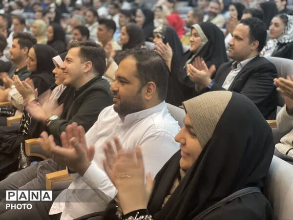 همایش تاب‌آوری زوجین جوان در زندگی مشترک در تالار شهر مشهد مقدس