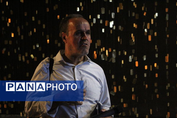 بازدید دانش‌آموز خبرنگاران پانا یزد از باغ موزه دفاع مقدس یزد