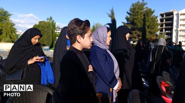 گردهمایی اهالی فرهنگ و هنر در فرهنگسرای سیمرغ نیشابور 