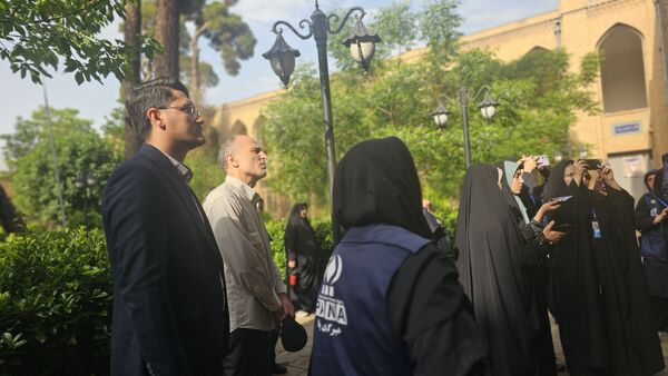 بازدید دانش‌آموزان خبرنگار پانا از مدرسه تاریخی دارالفنون
