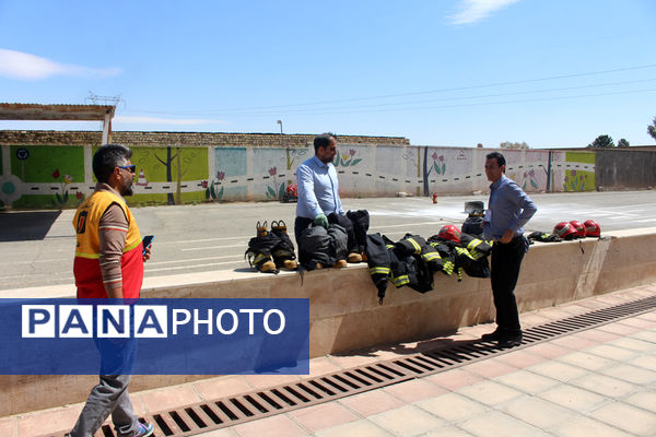 رقابت‌های اطفاء حریق مراقبین سلامت استان قم