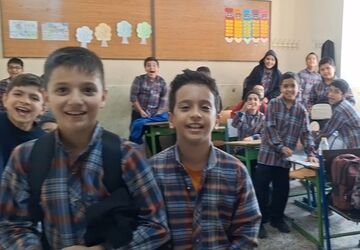 شادی دانش آموزان معارف ۶ در ناکامی اسرائیل 